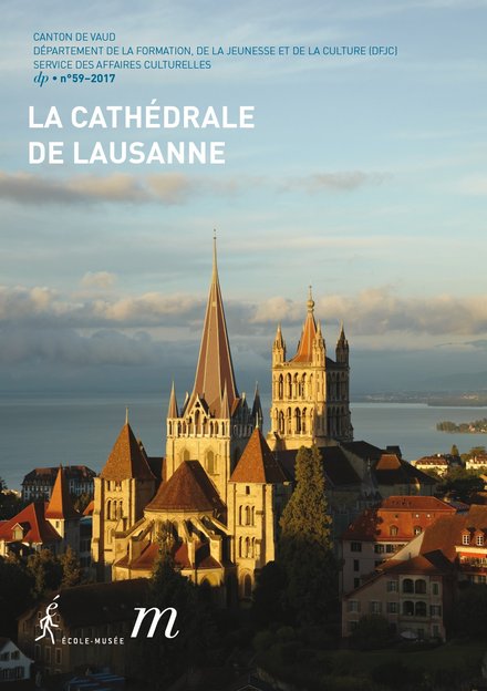 Photographie de la Cathédrale de Lausanne ave vue sur le lac en arrière-plan