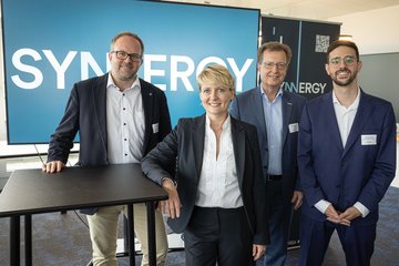 Le programme SyNNergy soutient la transition numérique des PME vaudoises en finançant et accompagnant des projets collaboratifs et innovants.