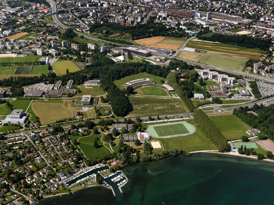 vue aérienne du campus de l'unil